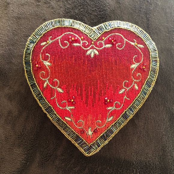 NWT Mary Frances red beaded Kind Heart handbag crossbody [Firm] - Picture 2 of 6